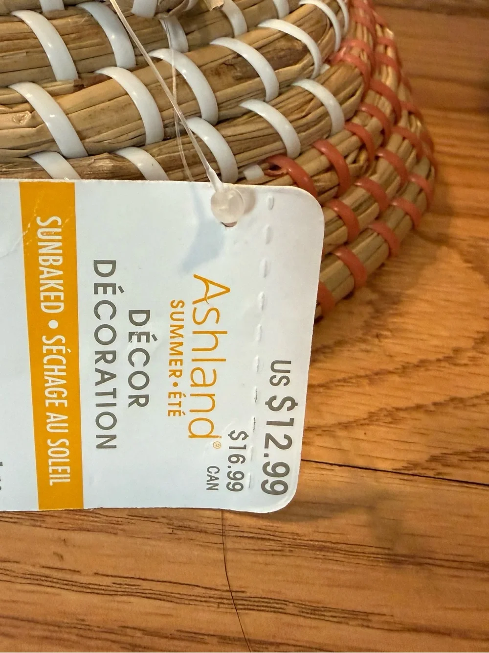 NWT 2 Woven baskets wall decorations, ready to hang